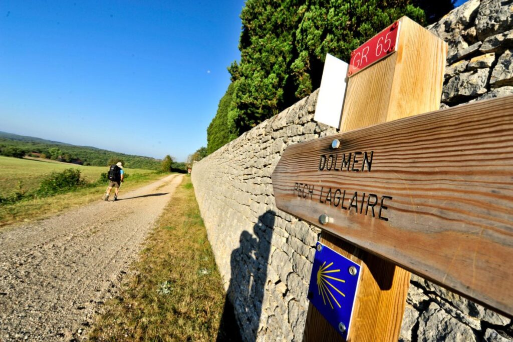 Chemin de Saint-Jacques-de-Compostelle à Gréalou dans le Lot